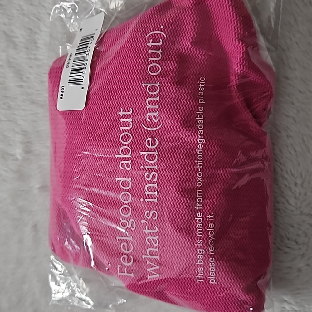 *NWT* Andie The Ruched Side Bottom - Picture 9 of 9
